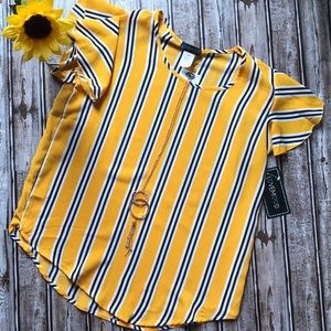 LoveMood yellow stripe top with necklace NWT size Medium